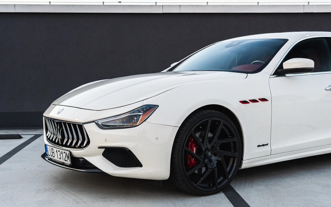 Maserati Ghibli cena 178000 przebieg: 63000, rok produkcji 2018 z Lublin małe 232